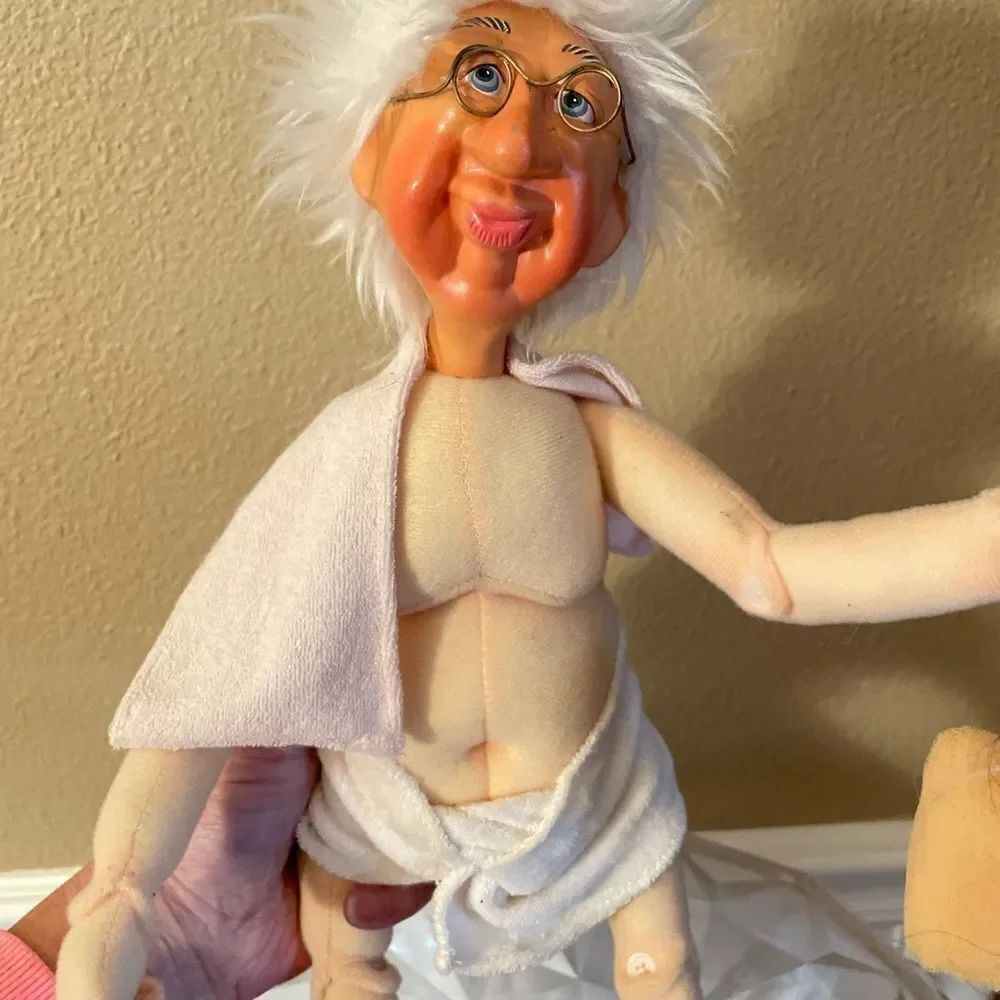 Jaqueline Kent Weird Looking Doll Old Lady/Man with Glasses Bath Time
